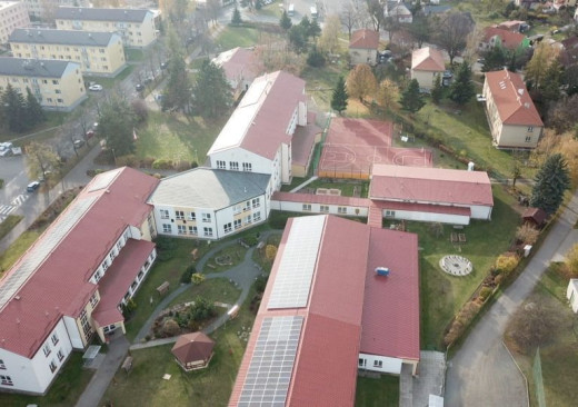 Exteriér školy